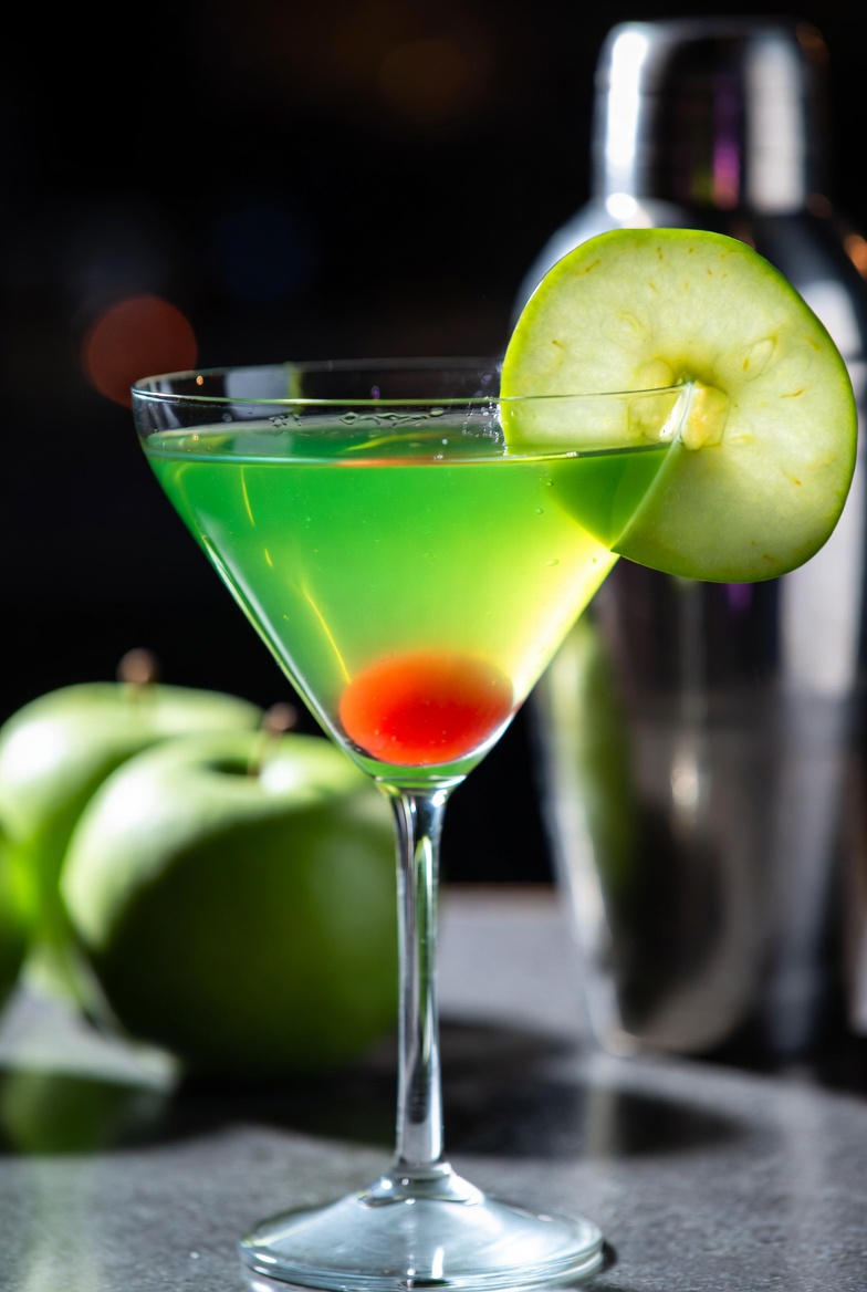 How to make a Amore Appletini Cocktail (2026) 3.8 (91)